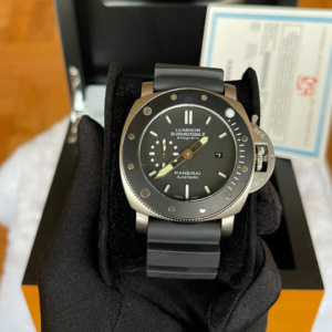 Panerai Luminor Submersible amagnetic